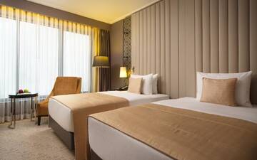 Двухместный номер с 2 отдельными кроватями в Отеле DoubleTree by Hilton Минск